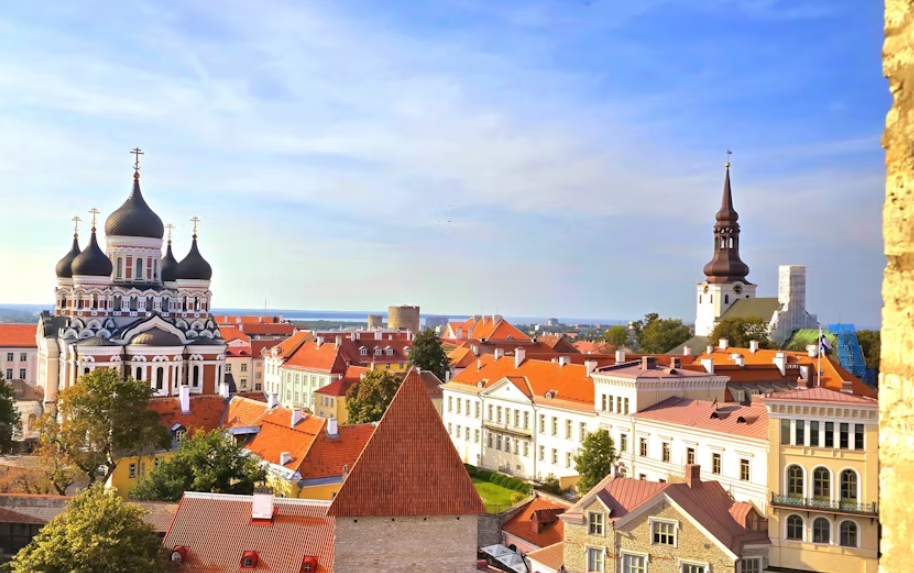 Old Tallinn walking tour - Image 2